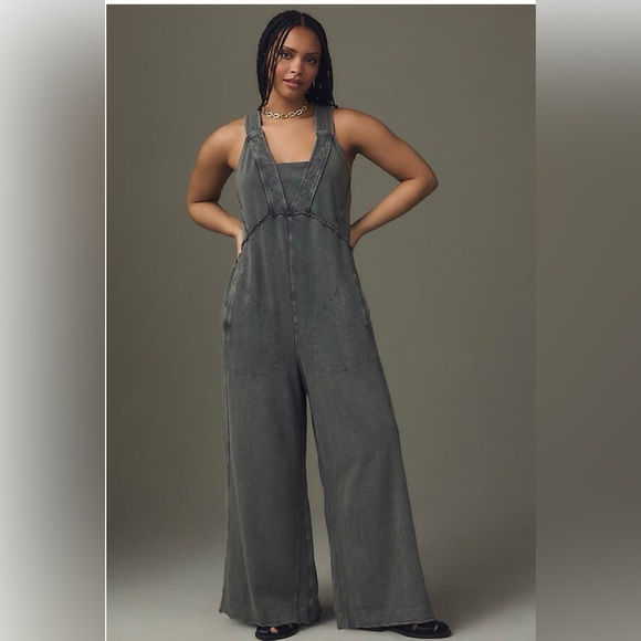 Anthropologie Jumpsuit - Picture 4 of 8